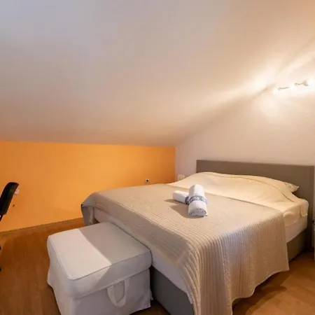 Апартаменты Max 3 By Guide Риека